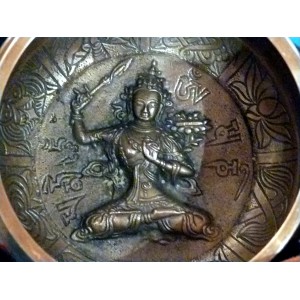 Singing bowl with Buddha engraving
